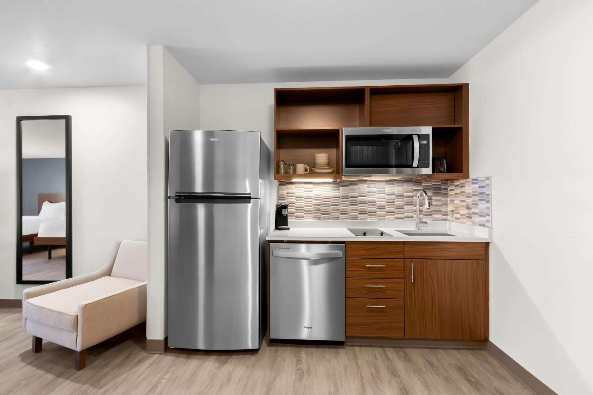 Everhome Suites Glendale Sports Entertainment District Exterior foto